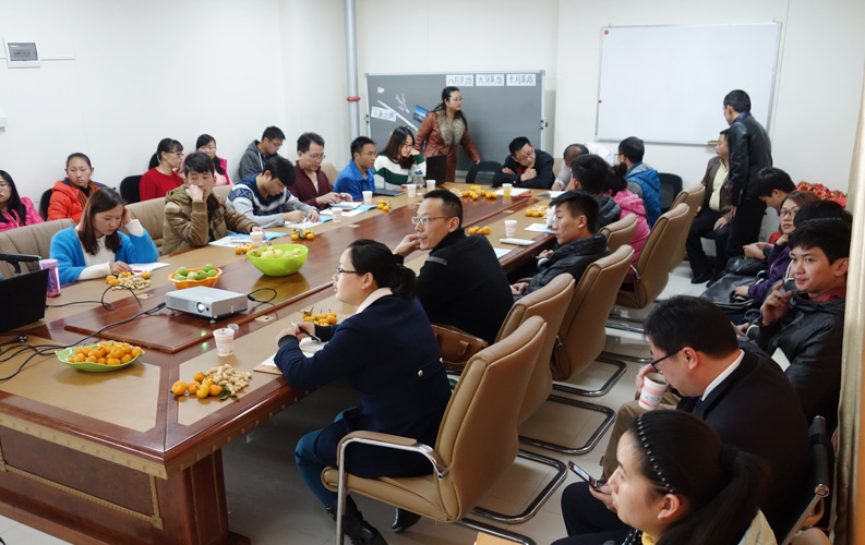 目前天度客戶沙龍已順利舉行4期，我們將一直秉承全公益、凈干貨、不推銷產(chǎn)品的理念，助力天度新老客戶開展網(wǎng)絡(luò)營(yíng)銷和移動(dòng)互聯(lián)網(wǎng)營(yíng)銷。