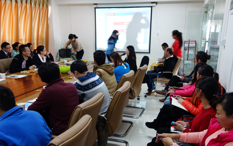 目前天度客戶沙龍已順利舉行4期，我們將一直秉承全公益、凈干貨、不推銷產(chǎn)品的理念，助力天度新老客戶開展網(wǎng)絡(luò)營(yíng)銷和移動(dòng)互聯(lián)網(wǎng)營(yíng)銷。